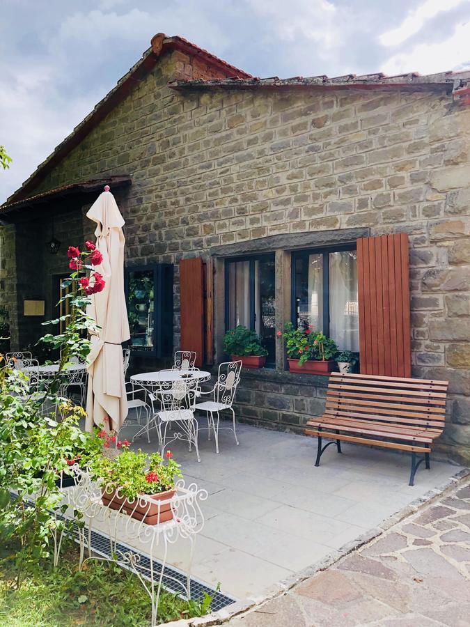 Albergo Ristorante Letizia Chiusi della Verna Exterior foto